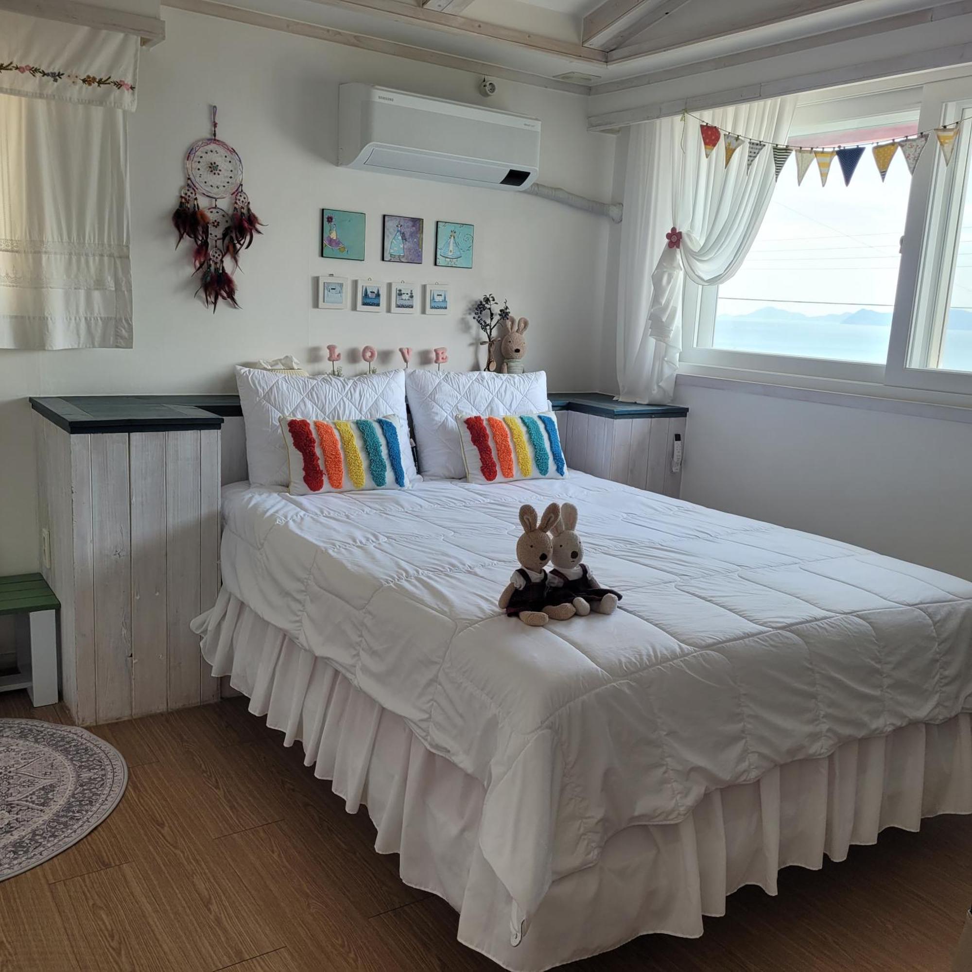 Soulmate Pension Namhae Habitación foto